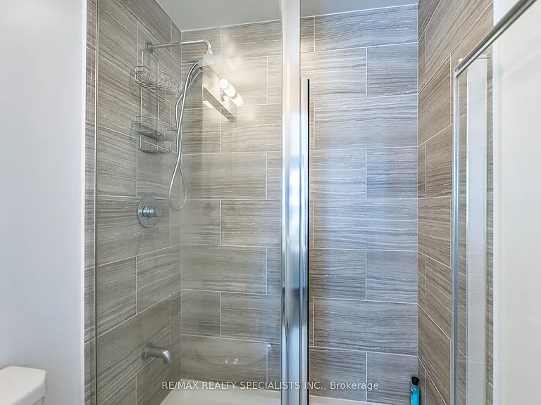 2560 Eglinton Ave W #610 — Photo 24