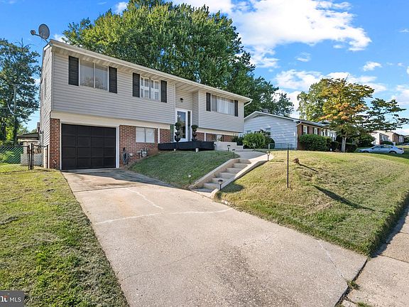 2nd image of 4044 Carthage Rd