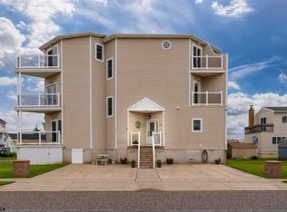 101 7th St N, Brigantine, NJ 08203