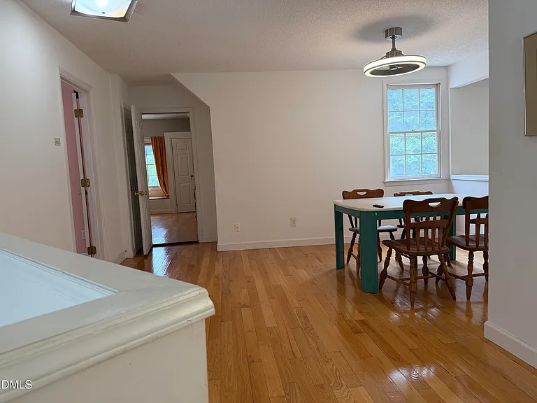 112 Woodshire Ln — Photo 17