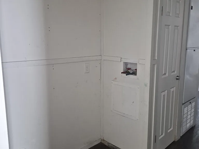 6004 S Highway 161 #13 — Photo 11