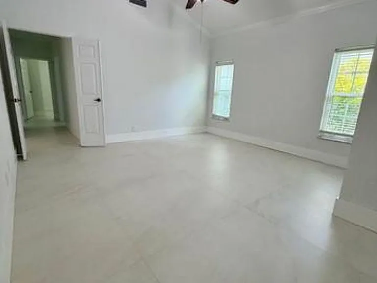 10114 Hunt Club Ln — Photo 7