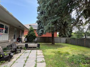 110 Wilson St W #2, Hamilton, ON L9G 1N3
