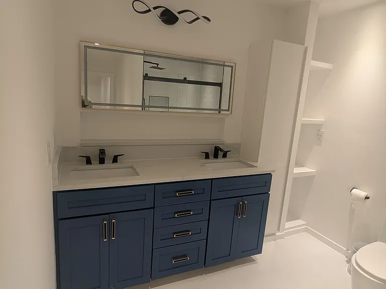 200 Burnett Ave #3 — Photo 3