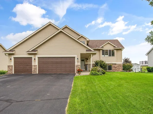 1008 Mallard St NE, Hanover, MN 55341