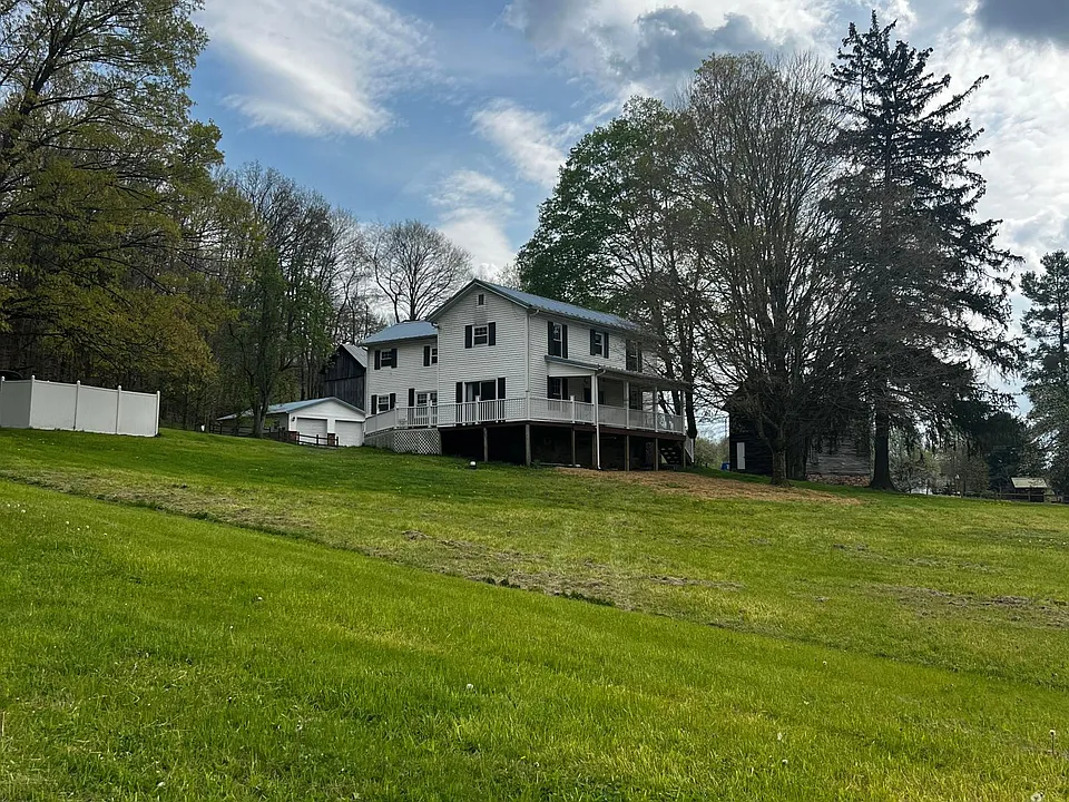 157 Maple Valley Dr