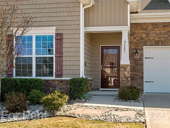 3rd image of 2645 Southern Trace Dr