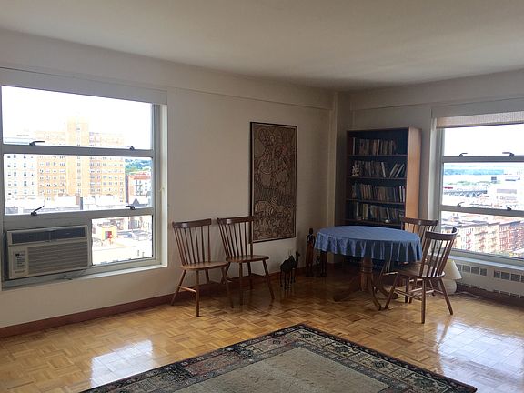 4th image of 549 W 123rd St APT 13B