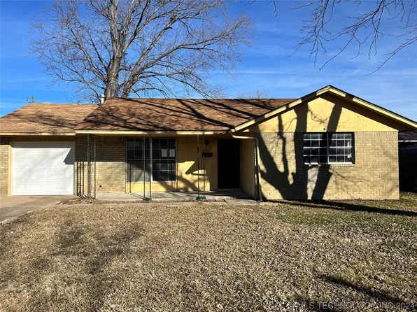 223 Washunga St, Hominy, OK 74035