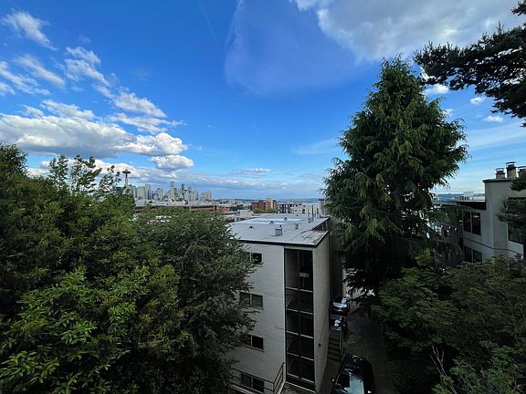3rd image of 335 W Olympic Pl #4