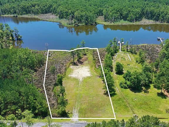 5th image of 20 Bailey Pointe Dr