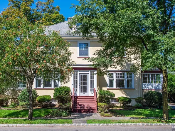 46 Essex Ave, Glen Ridge, NJ 07028