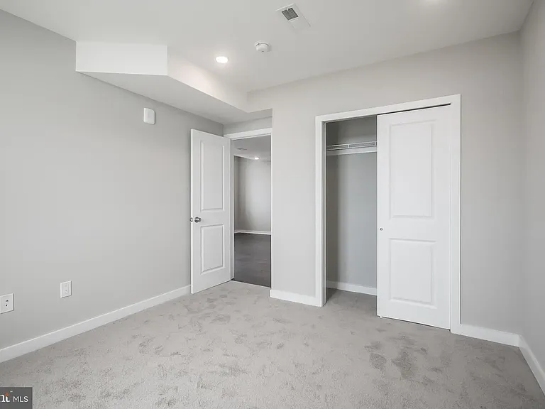 1 W Main St #35 — Photo 3