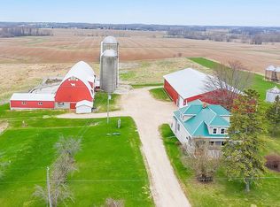 1884 Hill Rd, Greenleaf, WI 54126