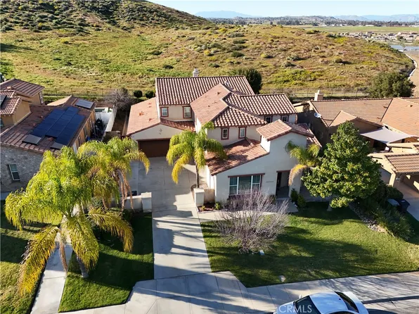 182 Monument Pkwy, Perris, CA 92570