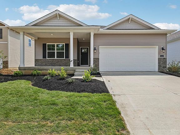 2nd image of 41 Great Horned Dr