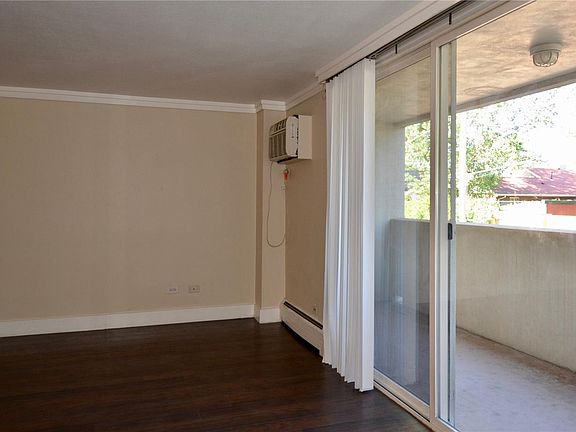 5th image of 1035 N Colorado Blvd APT 207
