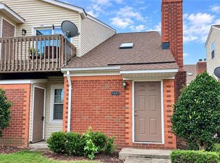 5101 Walkers Grant Ln, Virginia Beach, VA 23455