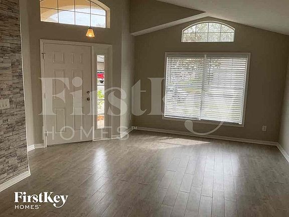 4th image of 14140 Sapphire Bay Cir