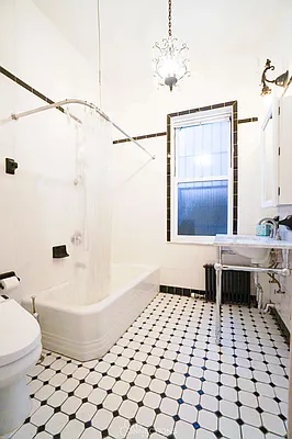 Rented by City Connections Realty | media 19