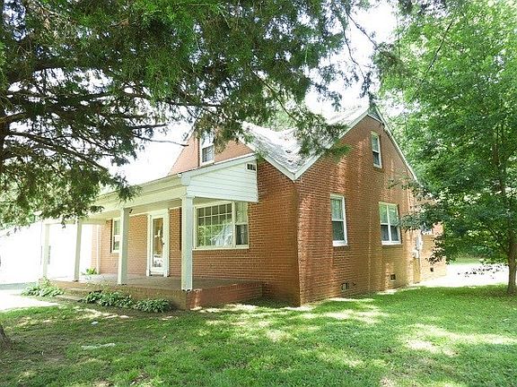 2nd image of 514 Pleasant St