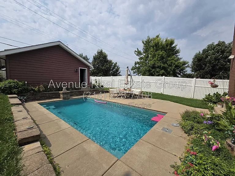 3948 Blaine Ave — Photo 26