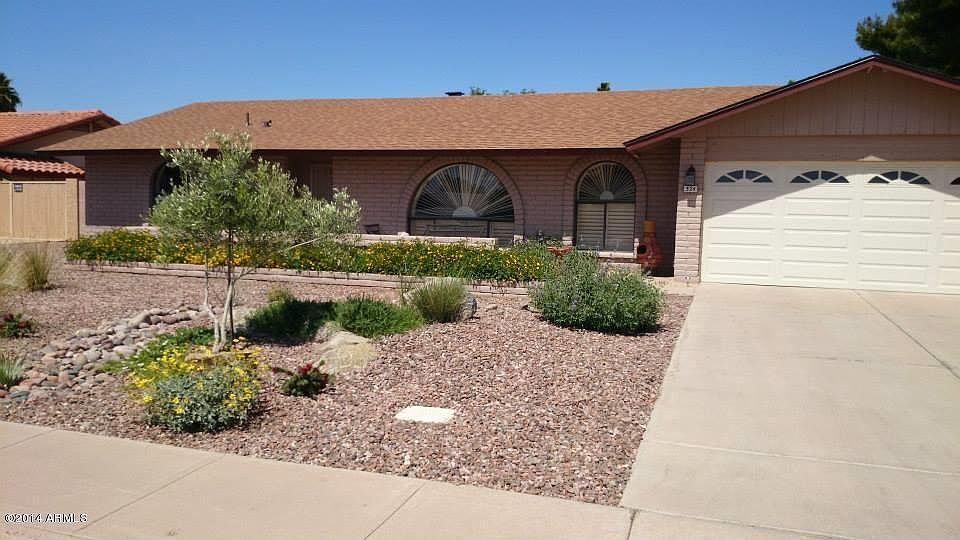 1st image of 324 E Tierra Buena Ln #4