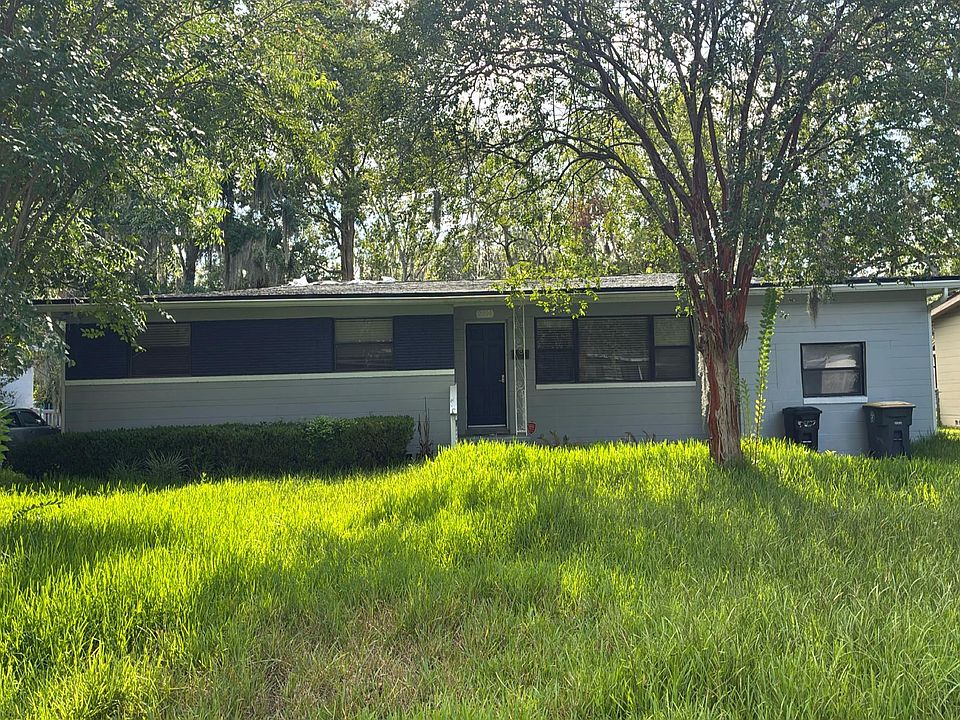 1st image of 2204 Nathan Dr W