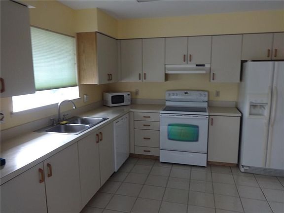 Large kitchen