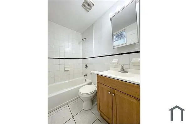 Building Photo - 2916 N 16th St
