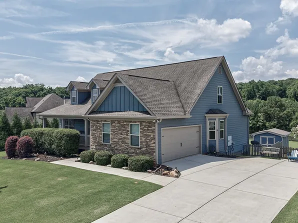 1010 Gold Finch Dr, Jefferson, GA 30549