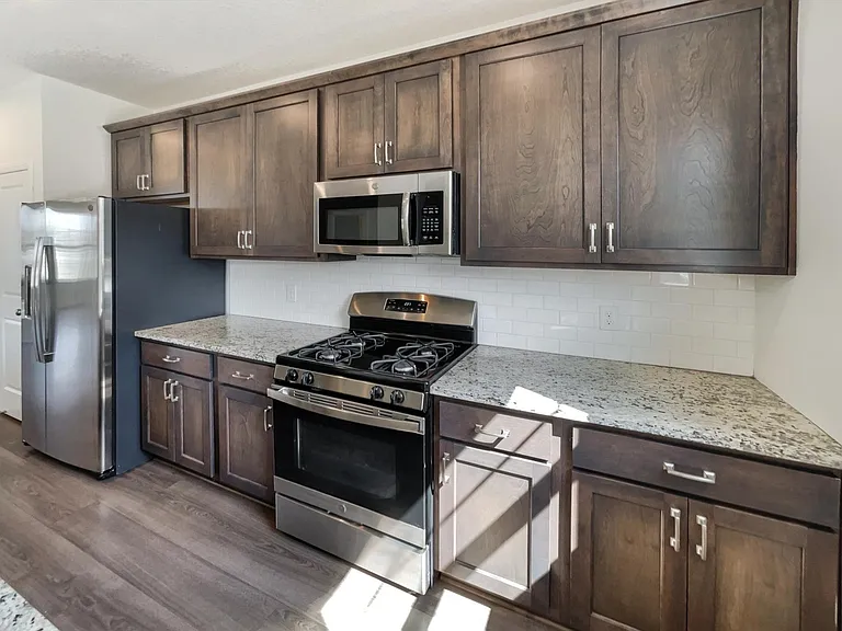 6964 Huckleberry Dr — Photo 8