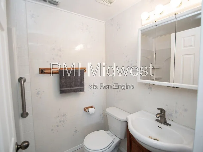 8636 E Edgewood Ave — Photo 18
