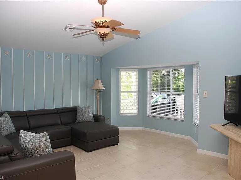 25817 Pebblecreek Dr — Photo 10