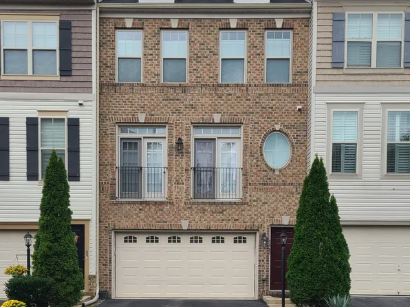 1443 Occoquan Heights Ct, Occoquan, VA 22125