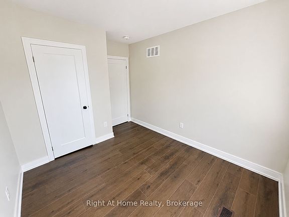 3rd image of 2885 Altona Rd #1