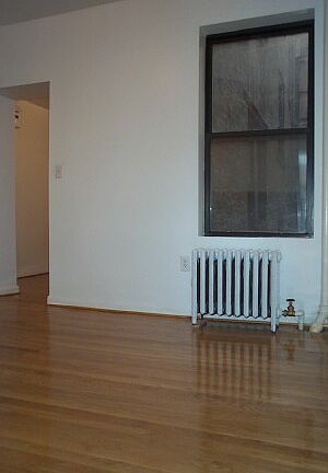 5th image of 238 E 7th St APT 20