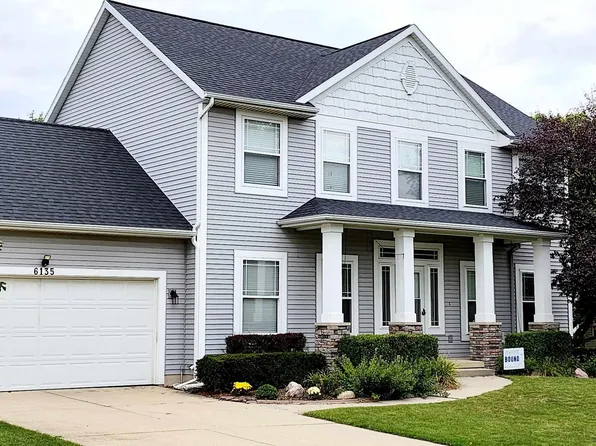 6135 N Costner Ct SE, Caledonia, MI 49316
