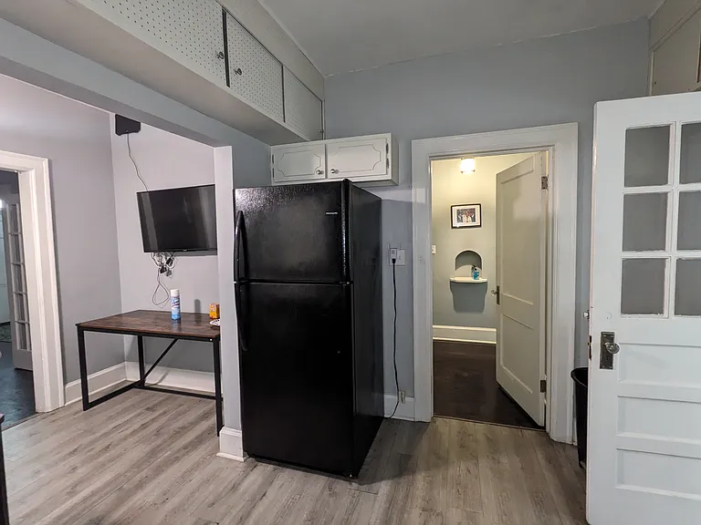 1206 Clark Ave #3 — Photo 4