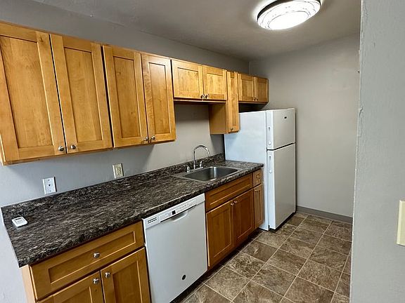 2nd image of 160 Van Giesen St #312