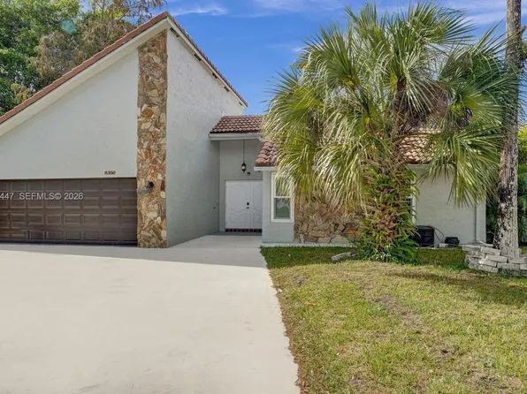 8350 NW 15th Ct, Pompano Beach, FL 33071