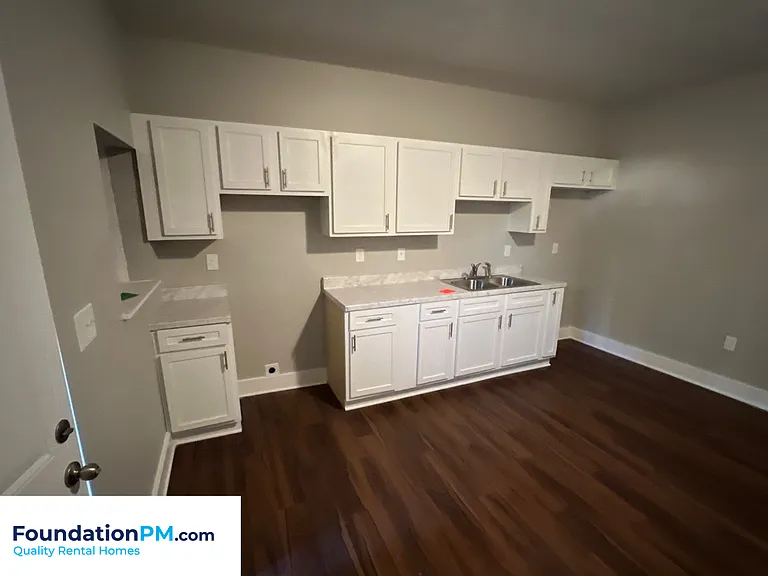 1564 Vollintine Ave #2 — Photo 3