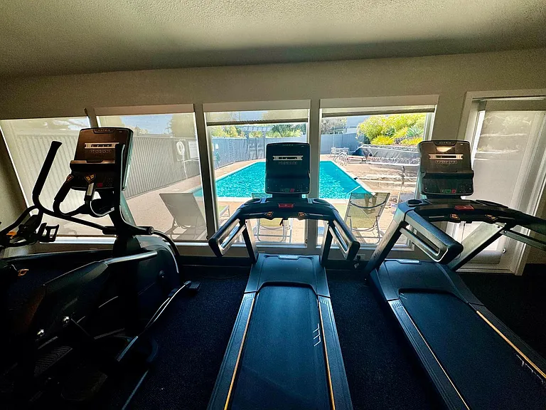 450 Alameda Del Prado #I — Photo 18