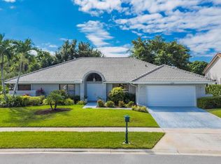 10180 Silver Lake Dr, Boca Raton, FL 33428