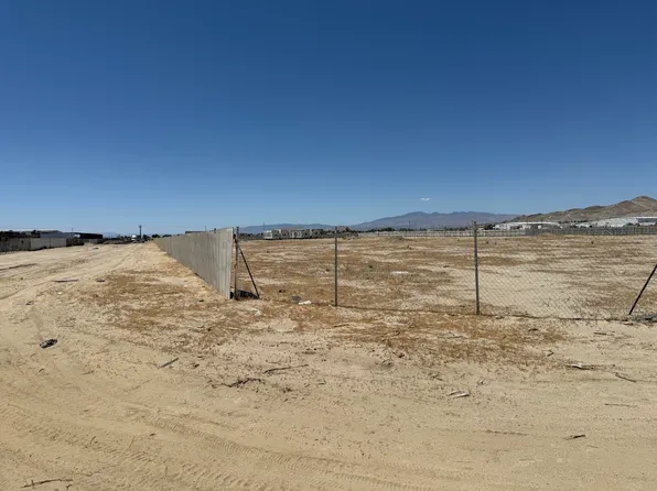 Brabham Ave, Rosamond, CA 93560