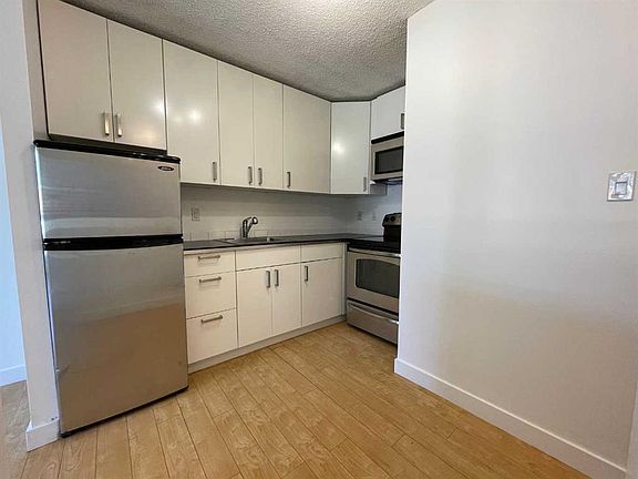 3rd image of 340 N 14th Ave SW #808