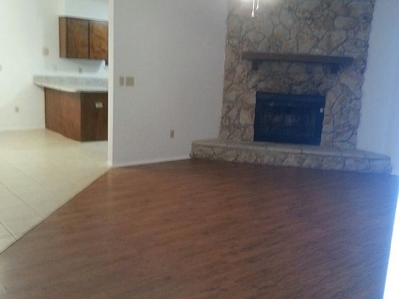 4th image of 10758 Gelding Dr