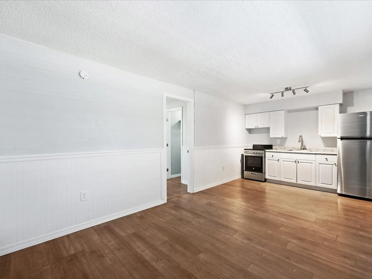810 Sycamore Street — Photo 2