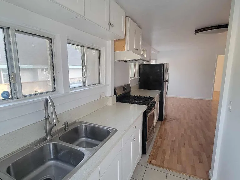 424 S 6th St #A — Photo 7