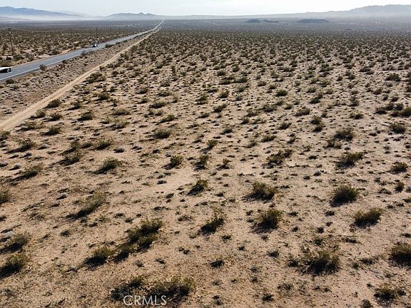 3rd image of 15 Old Woman Springs Rd